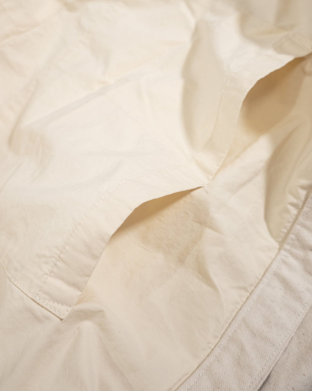 Cotton Canvas News Paper Bag <#ivory>