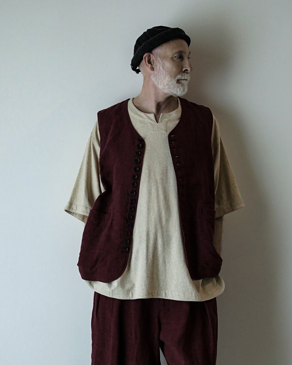 French Linen Back Belt Button Design V-Neck Vest <#burgundy>
