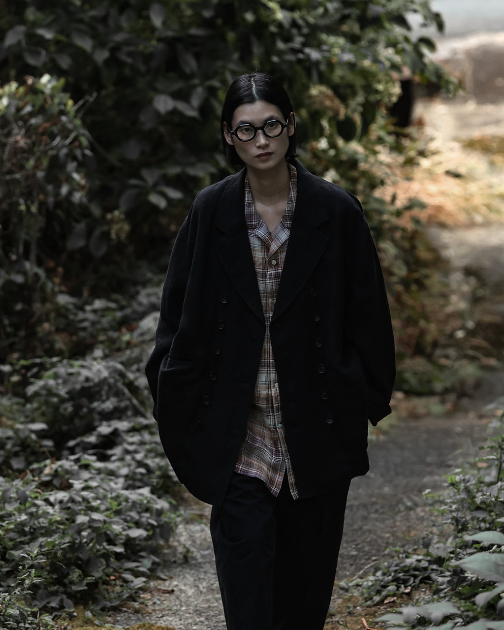 French Linen Back-Open Button Design Semi-Double Jacket <#black>