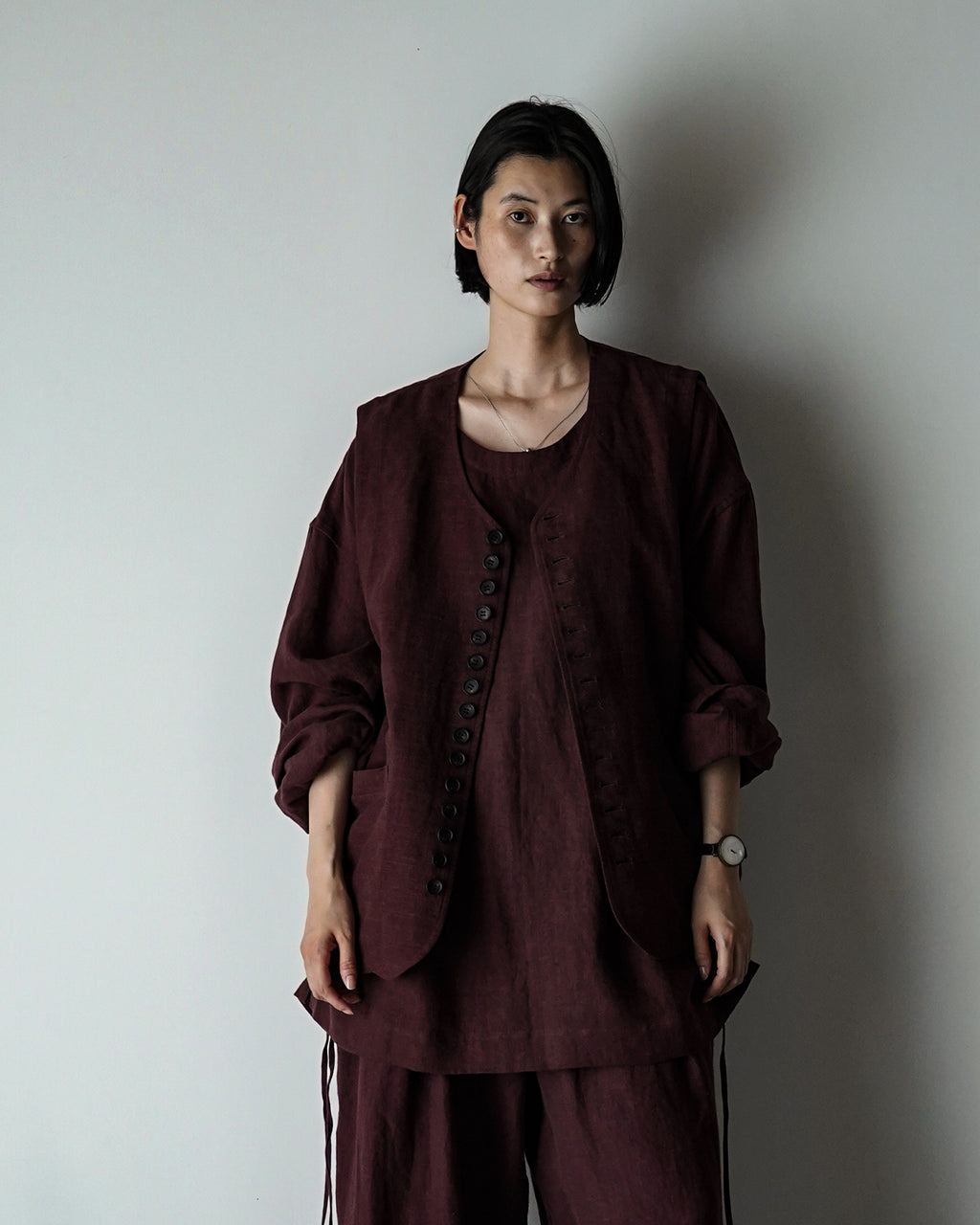 French Linen Back Belt Button Design V-Neck Vest <#burgundy>