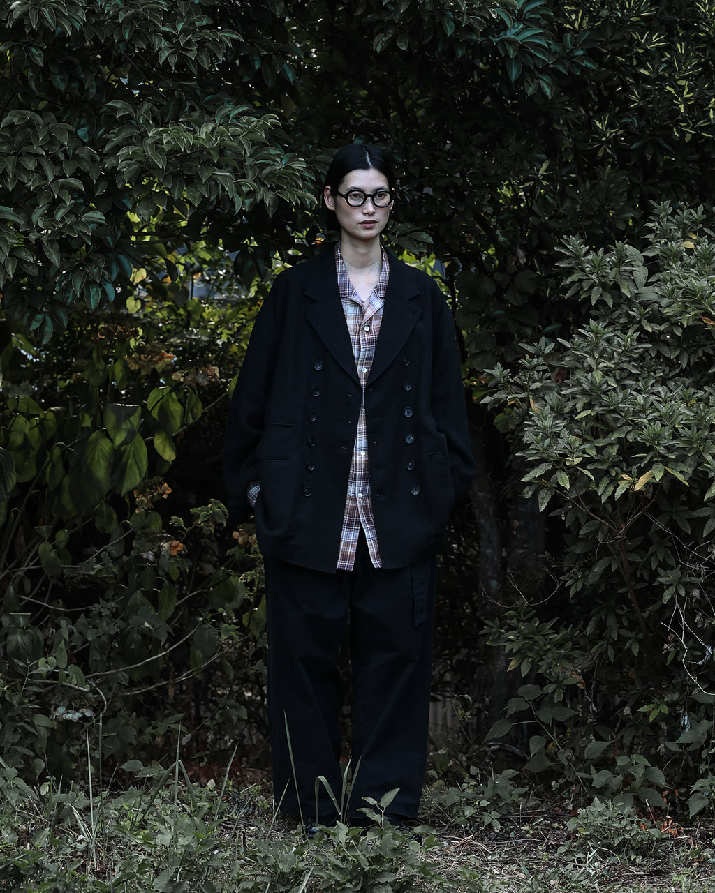 French Linen Back-Open Button Design Semi-Double Jacket <#black>