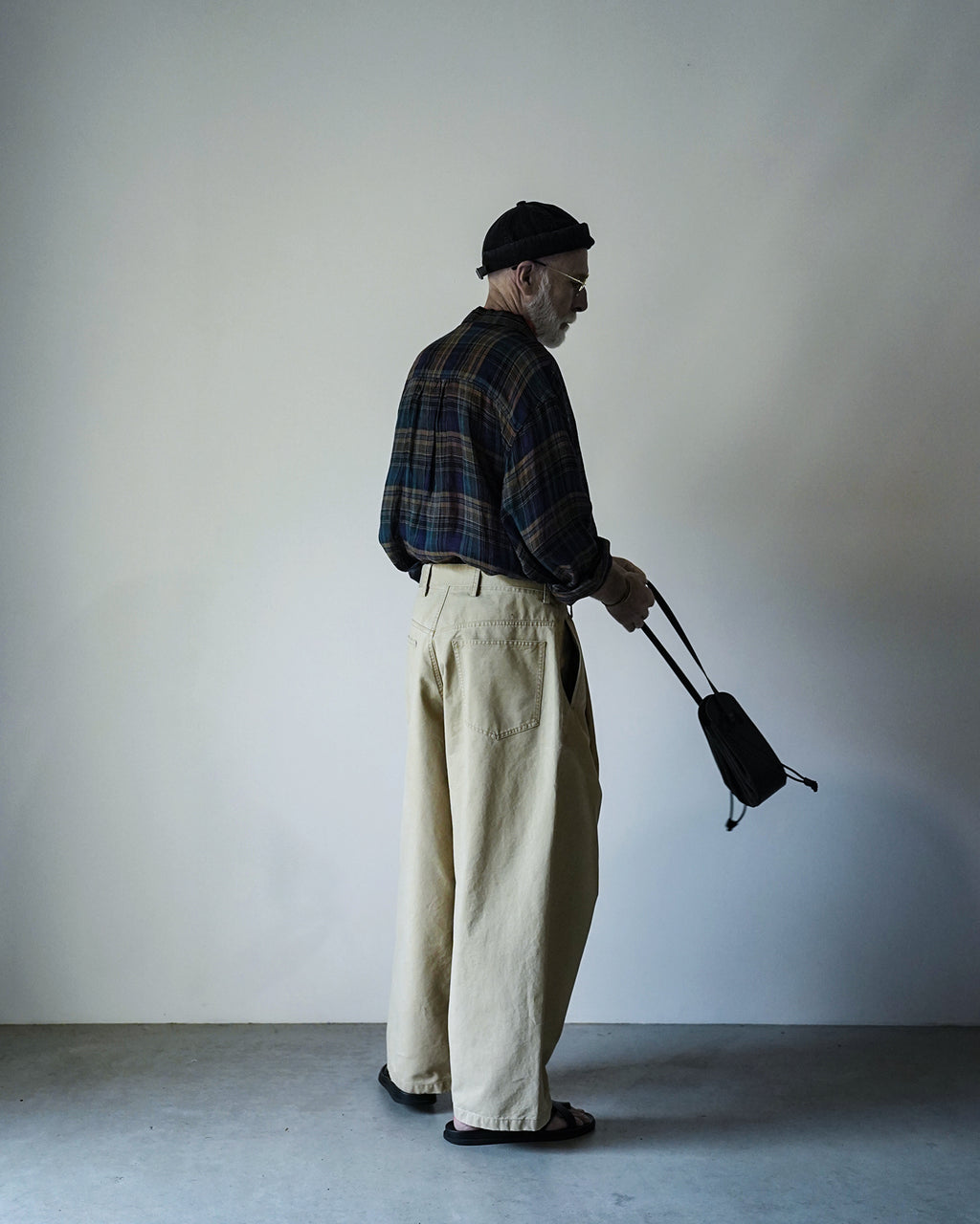 Cotton Chino Belted Wide Tapered 1Tuck Baggy Pants <#beige>