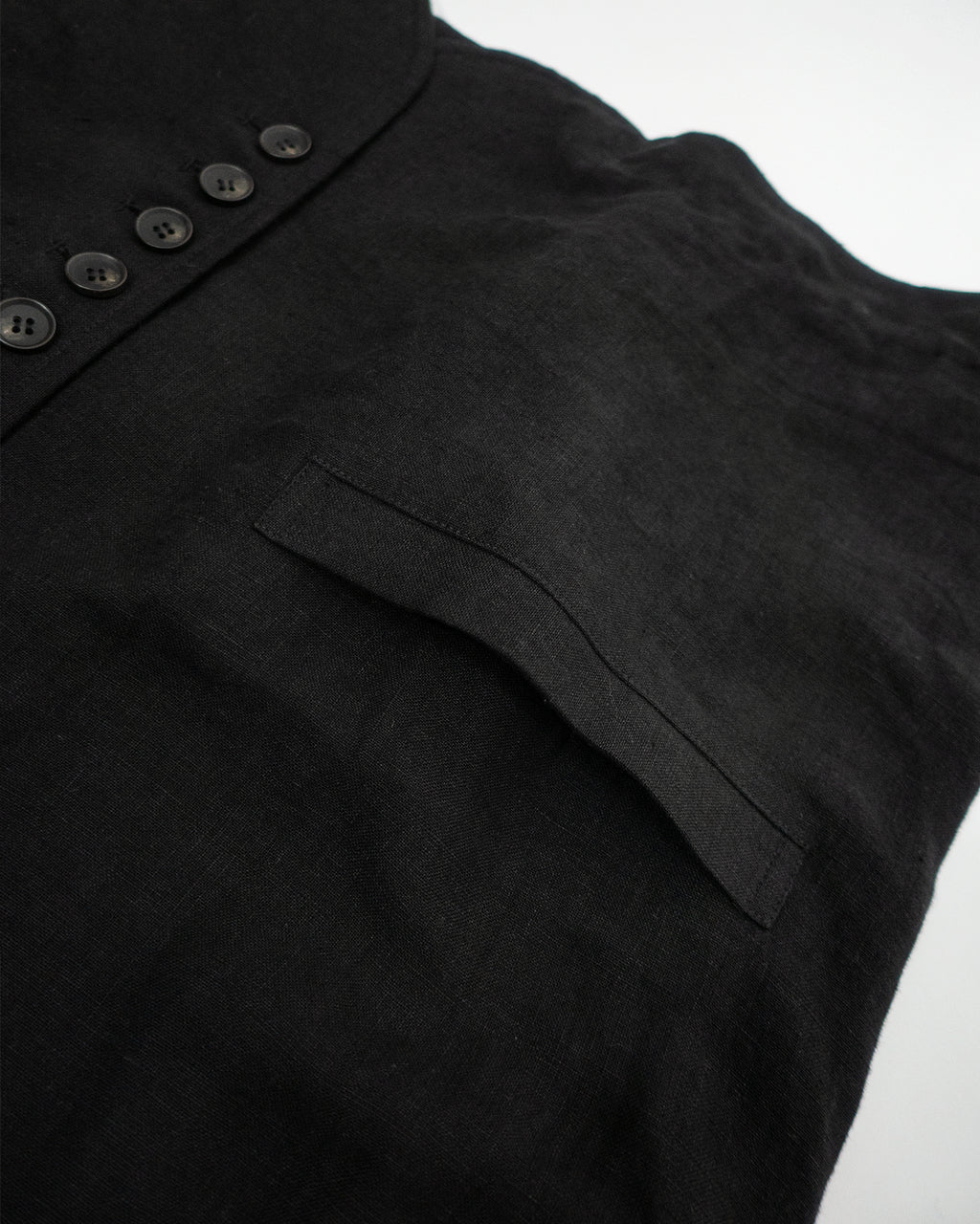 French Linen Back Belt Button Design V-Neck Vest <#black>