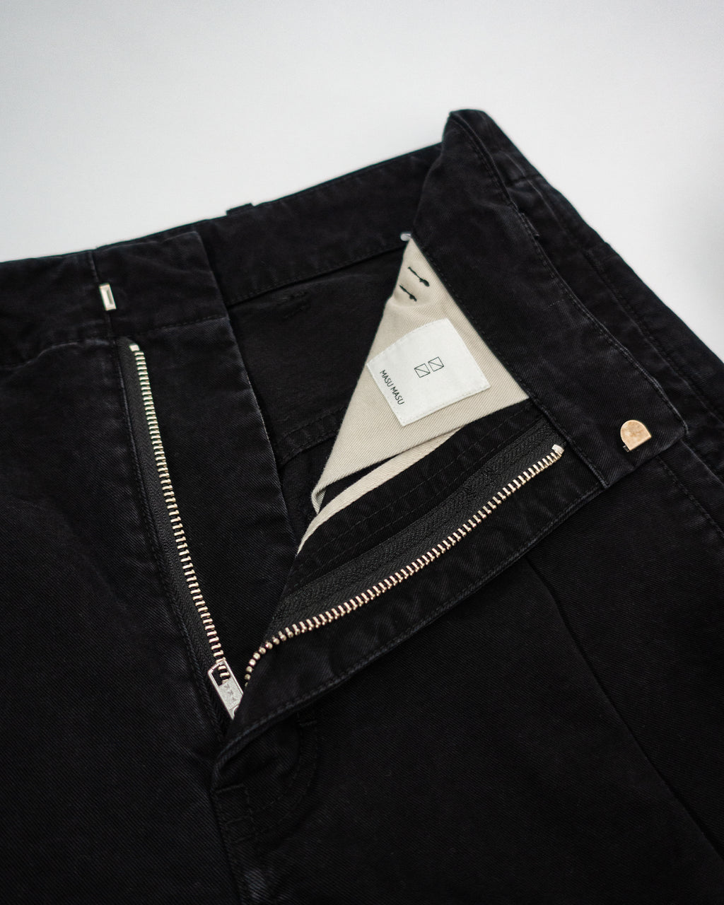 Cotton Chino Belted Wide Tapered 1Tuck Baggy Pants <#black>