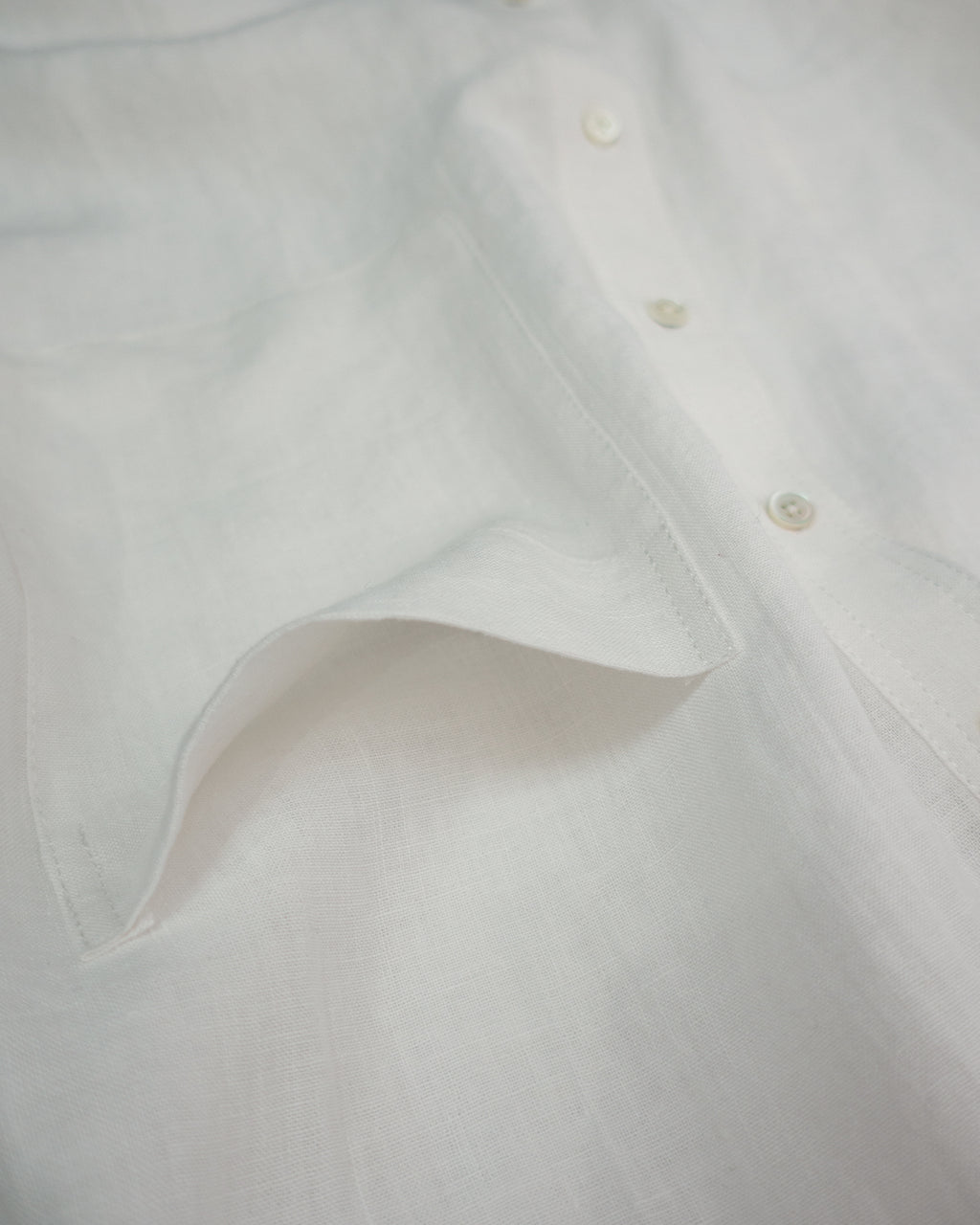 Wash Linen Band Collar Henley Neck Like Half Sleeve Atelier Shirt <#off white>