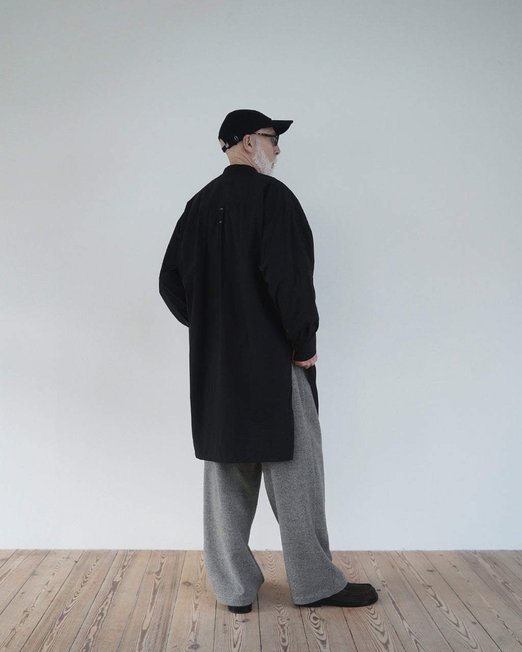 Cotton Typewriter Round Slit Long Officer Shirt <#ink black>
