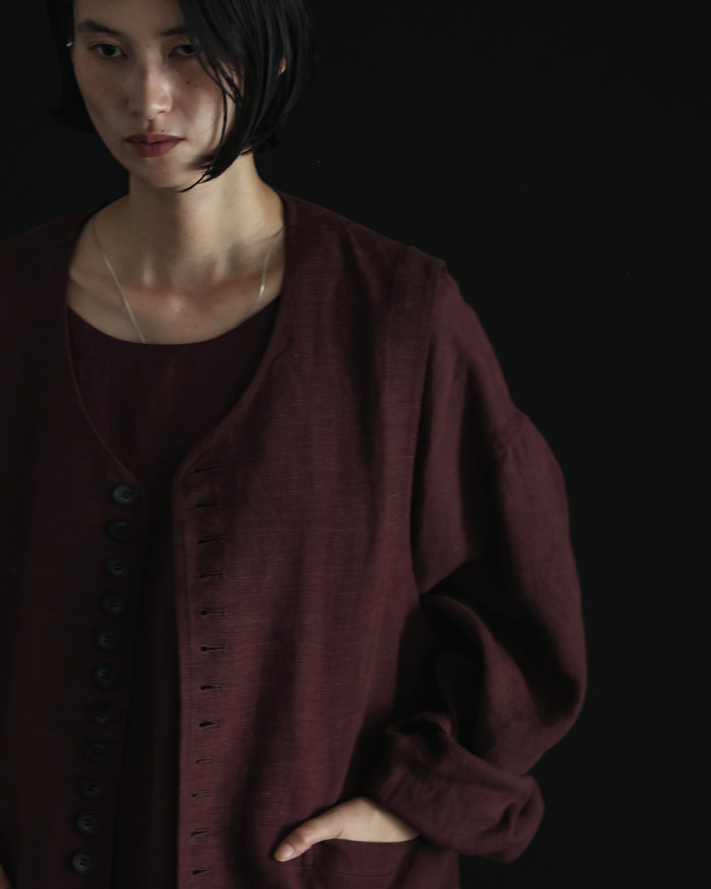 French Linen Back Belt Button Design V-Neck Vest <#burgundy>