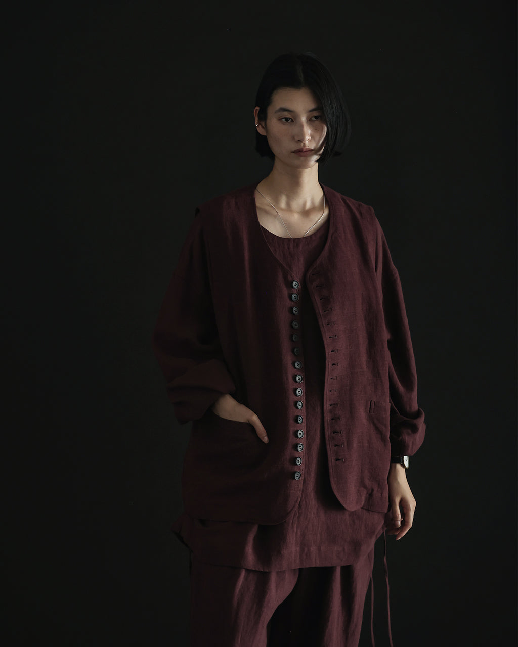 French Linen Back Belt Button Design V-Neck Vest <#burgundy>