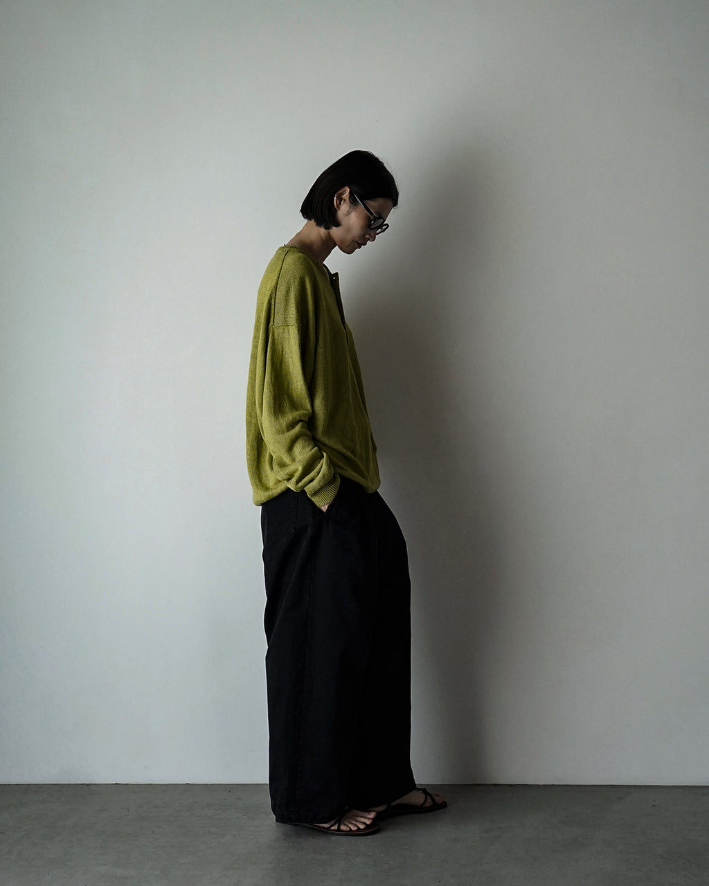 Linen Mid-Gauge Henley Neck Knit Pullover <#yellow>