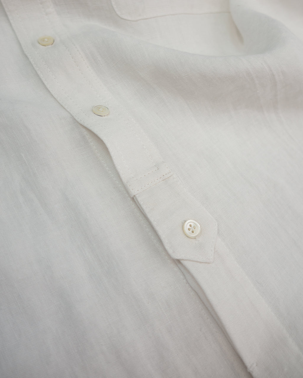 Wash Linen Band Collar Henley Neck Like Half Sleeve Atelier Shirt <#off white>