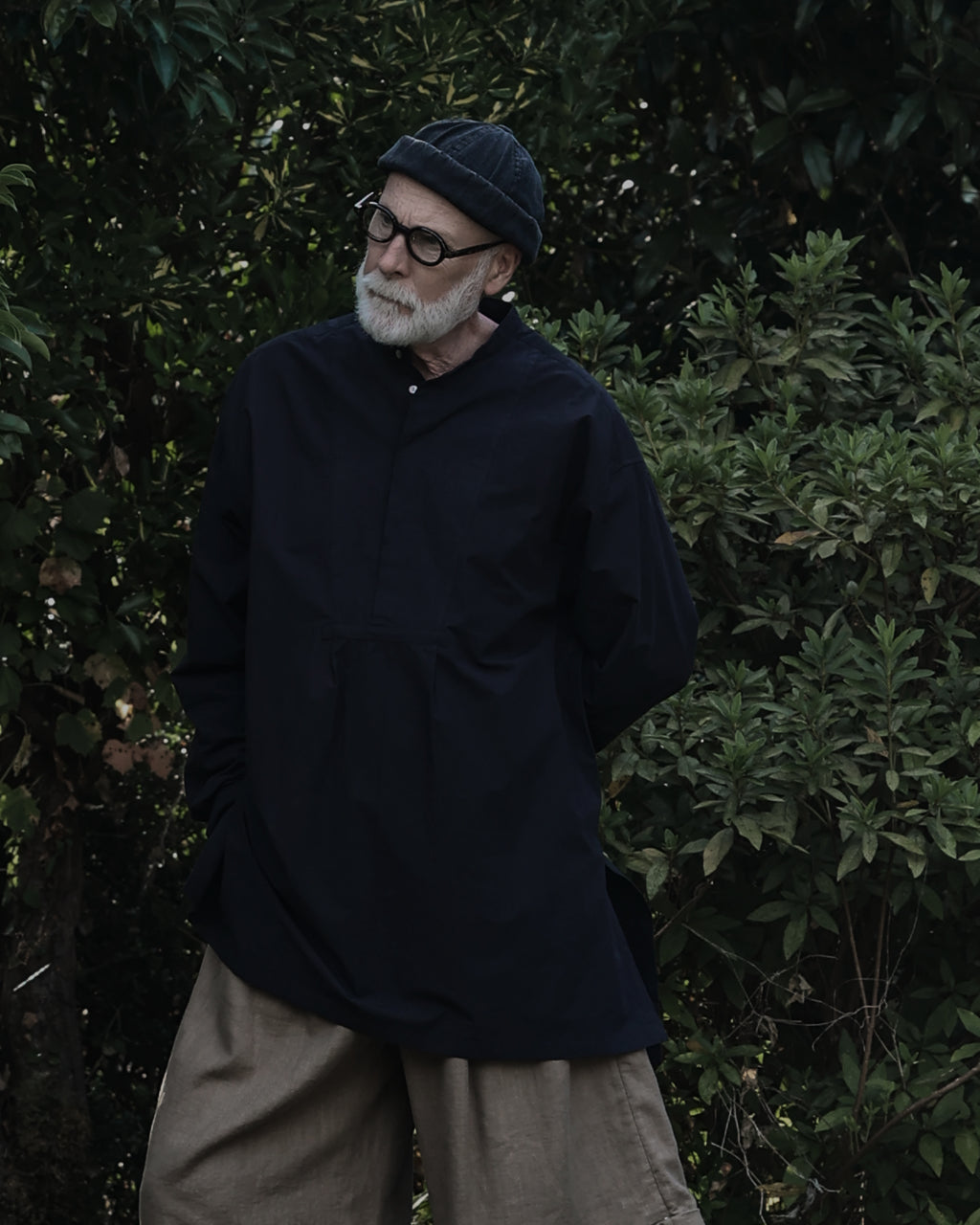 Organic Cotton Band Collar Side Slit Grandpa Shirt <#black>