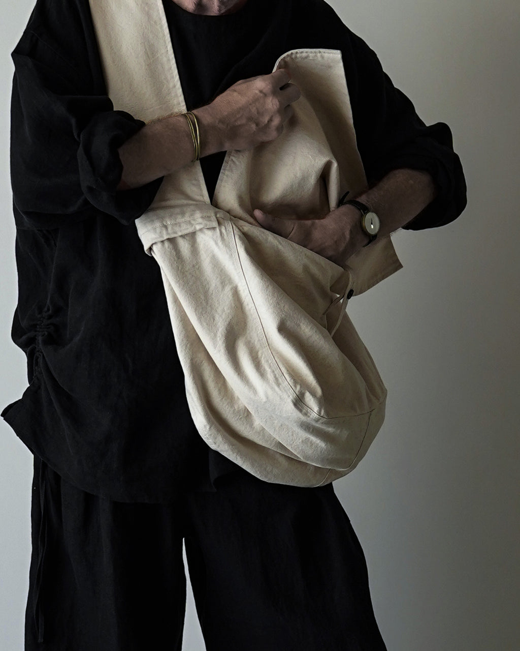 Cotton Canvas News Paper Bag <#ivory>