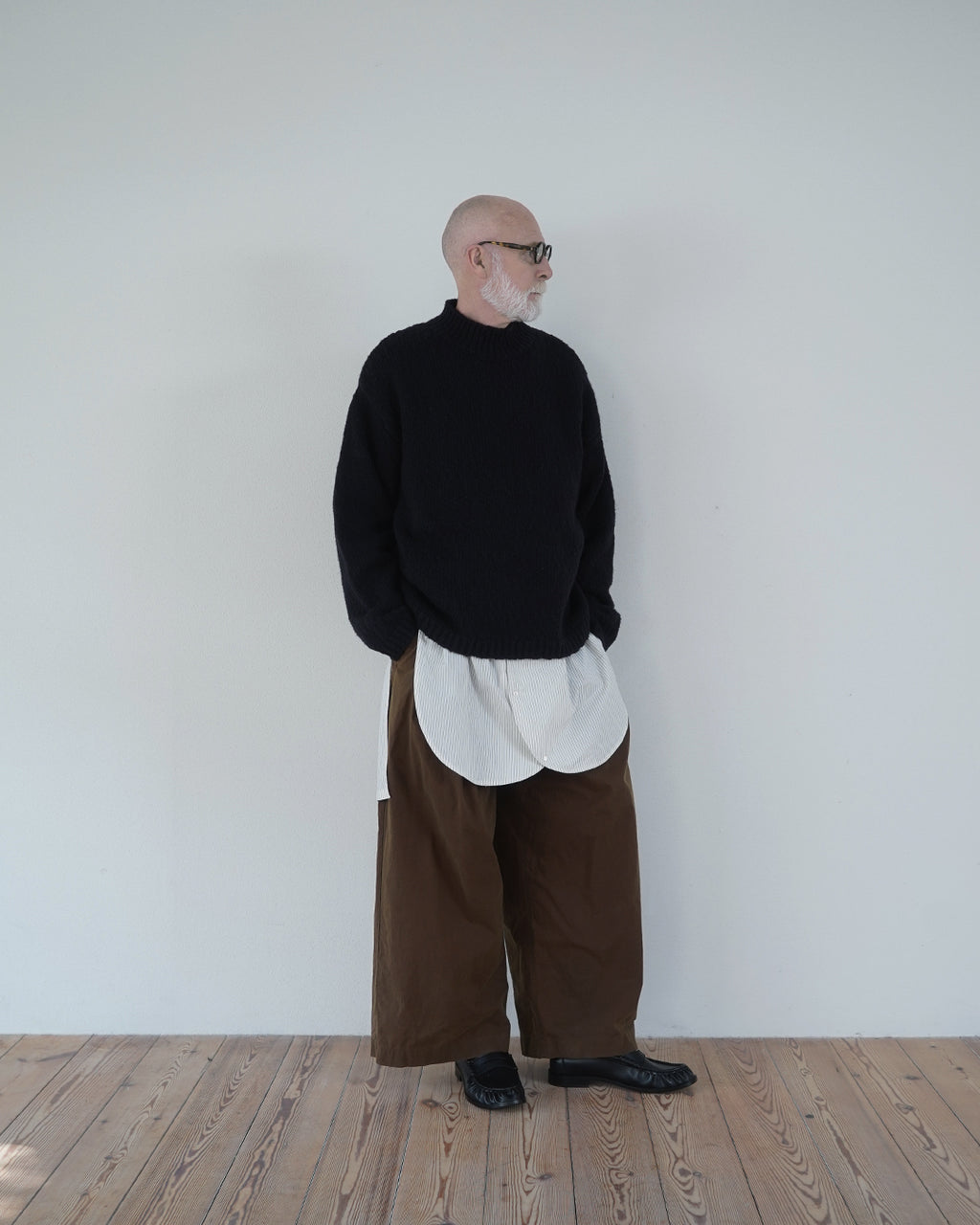 Wool Blend High Neck Hand-like Knit / Sweater <#black>