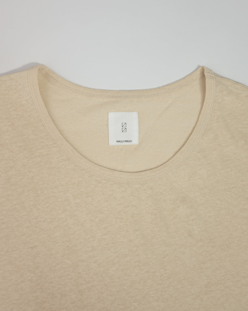 Linen Jersey Inner Layered Front Slit Tank Top <#ivory>