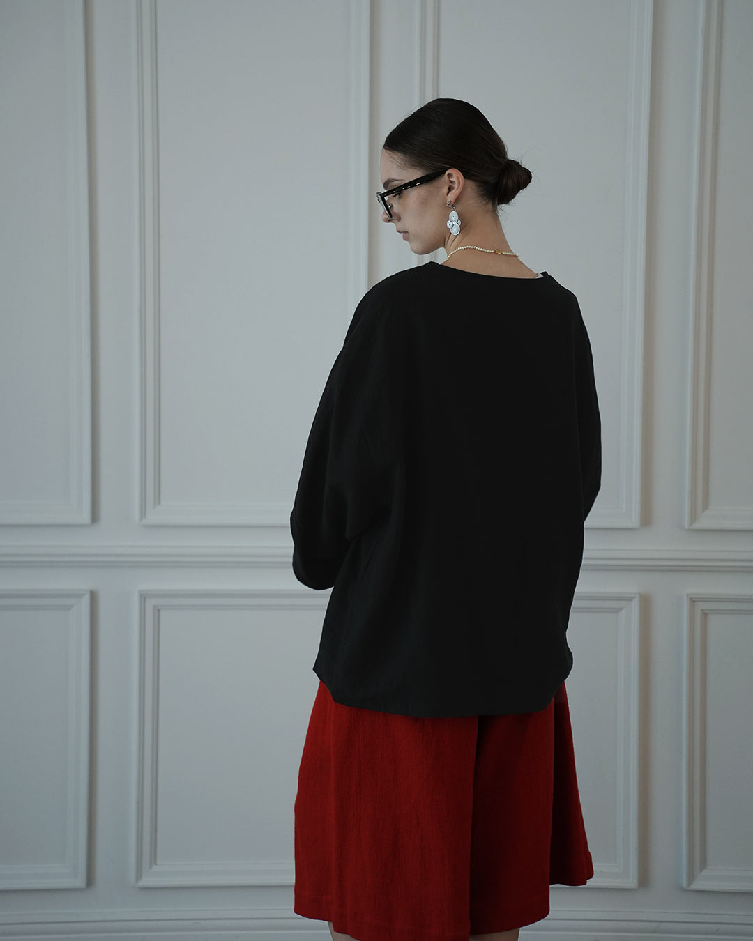 Crew Neck LS Tuck Rib Pullover.