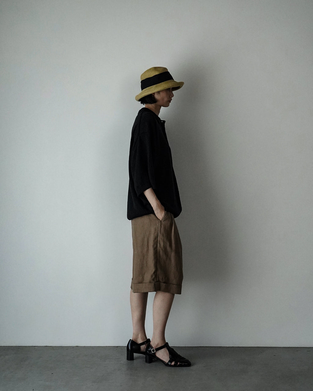 Linen Mid-Gauge Half Sleeve Knit Polo <#black>