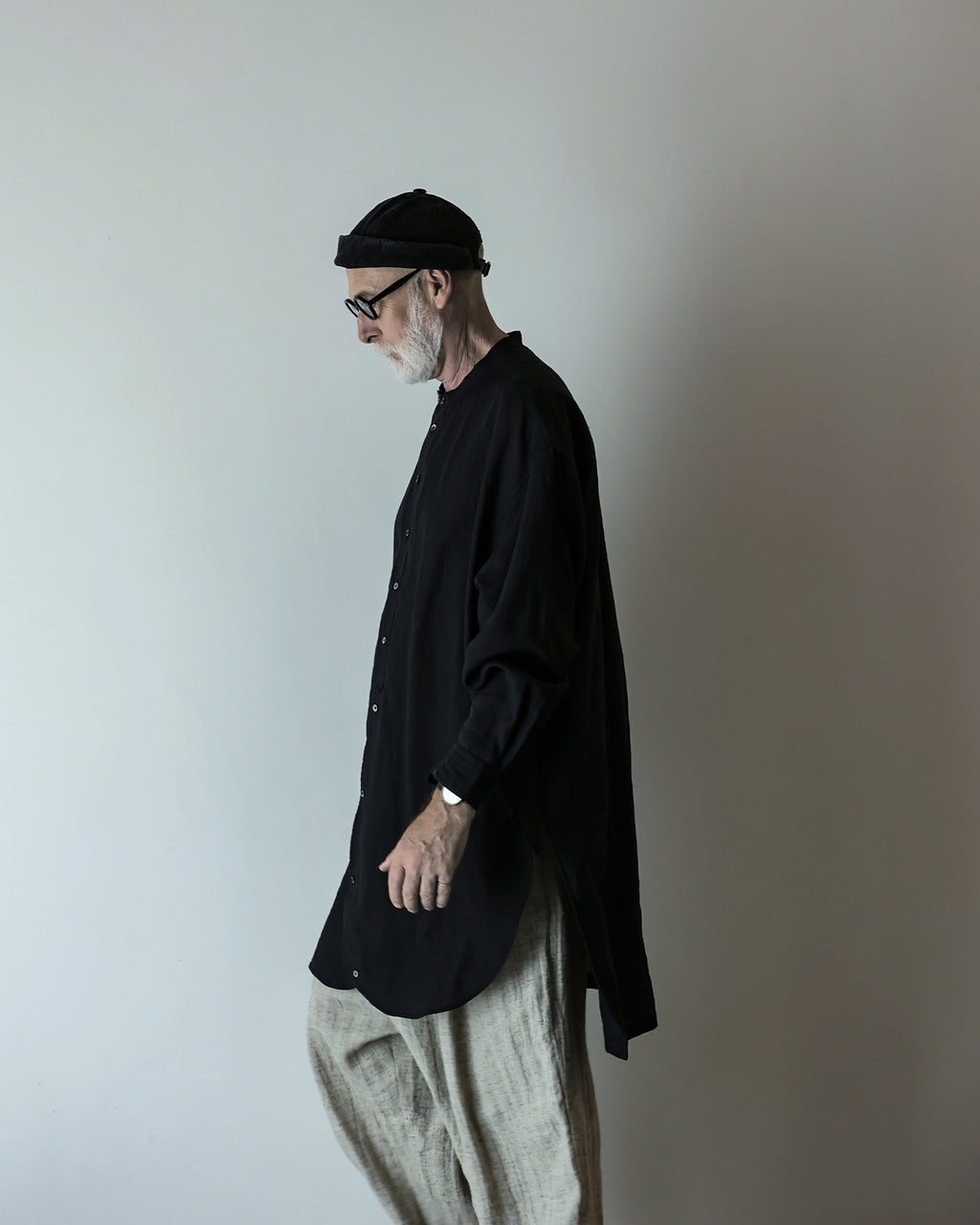Linen Band Collar Round Slit Long Officer Shirt <#black>