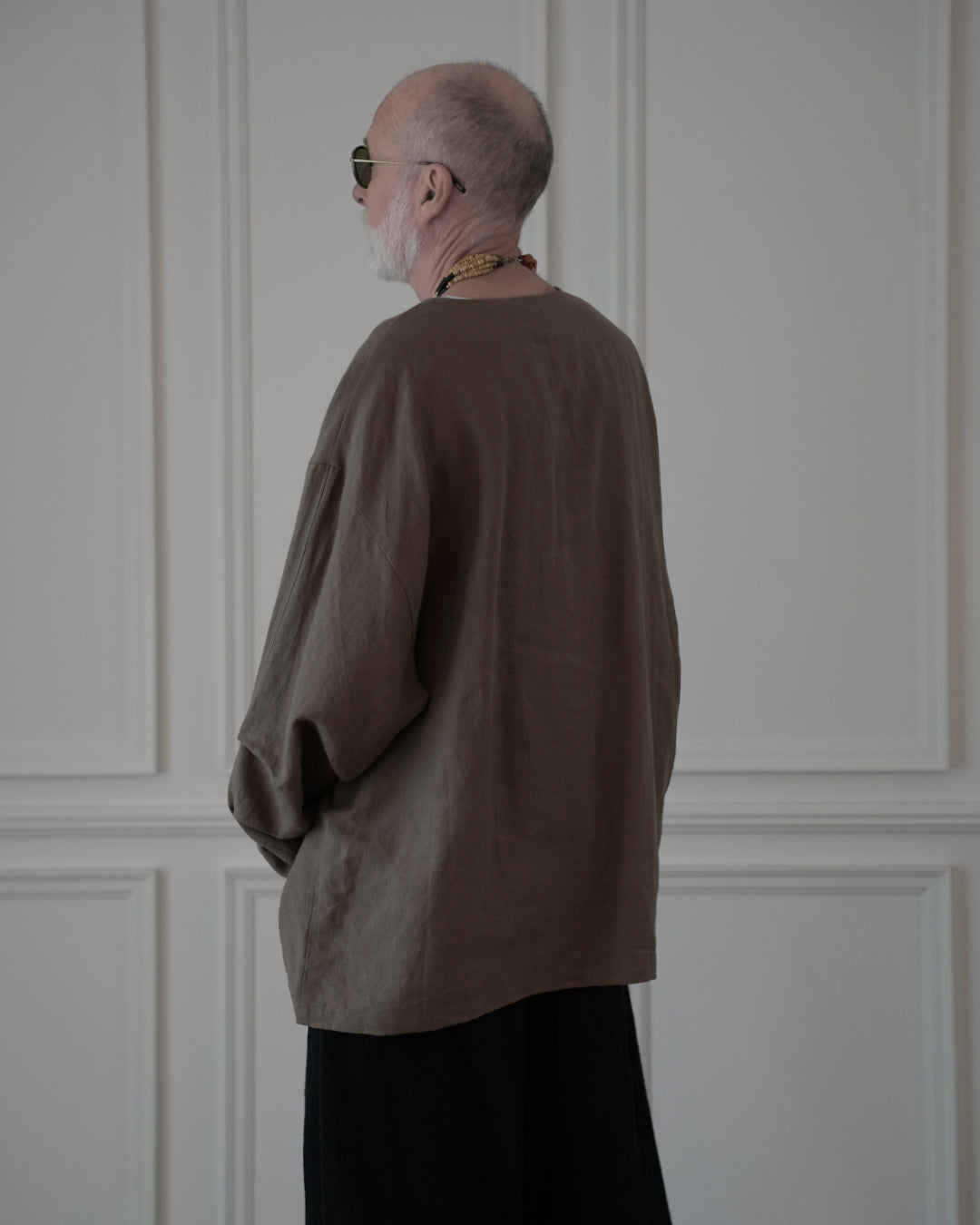 Crew Neck LS Tuck Rib Pullover.