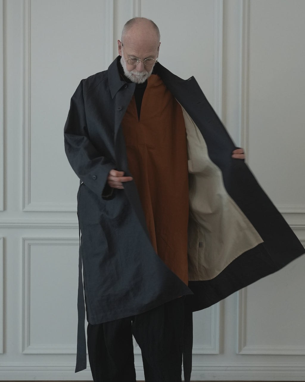 Back Flare A-Line Officer Bal Collar Coat.