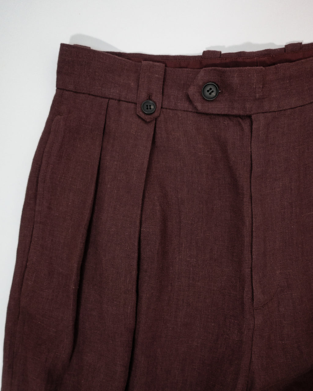French Linen Back Belt 3Tuck Wide Straight Trousers <#burgundy>