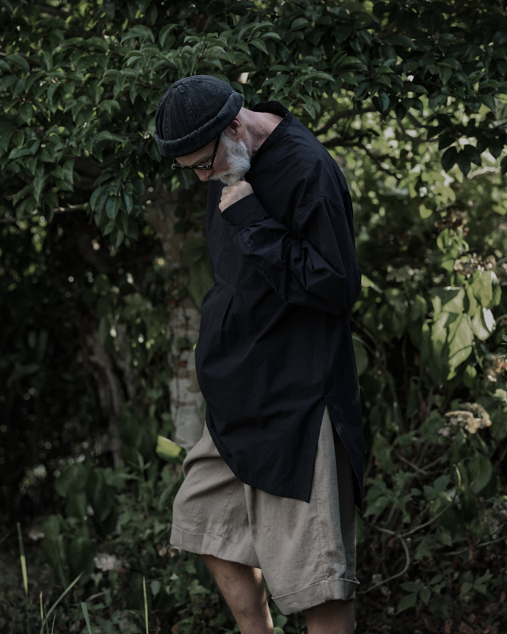 Organic Cotton Band Collar Side Slit Grandpa Shirt <#black>
