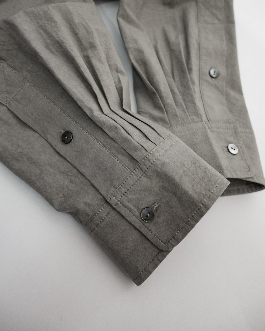 Organic Cotton Band Collar Side Slit Grandpa Shirt <#gray>