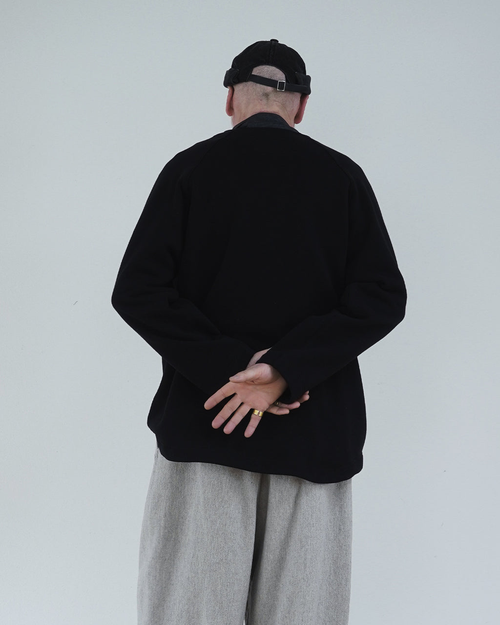 Heavy Azuma Raglan Sleeve Skipper Sweat <#black>