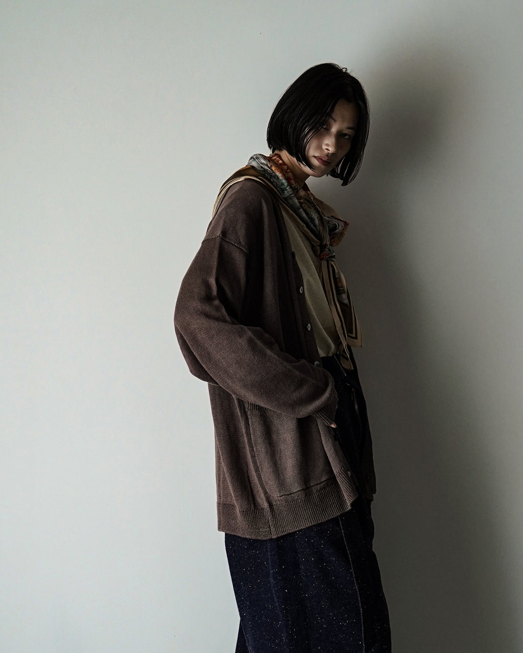 Linen Mid-Gauge V-Neck Knit Gown Cardigan <#brown>