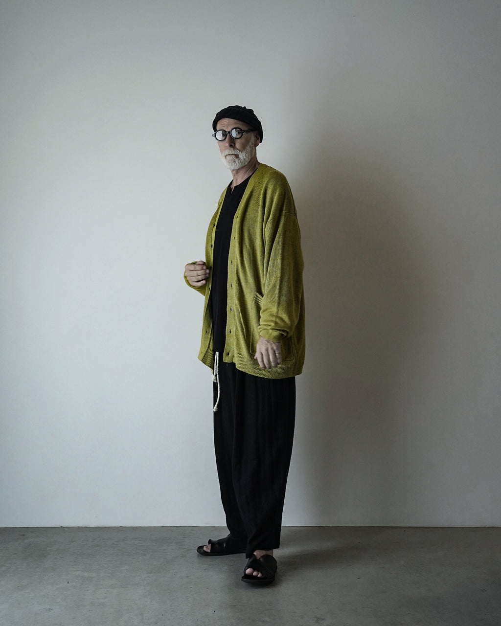 Linen Mid-Gauge V-Neck Knit Gown Cardigan <#yellow>