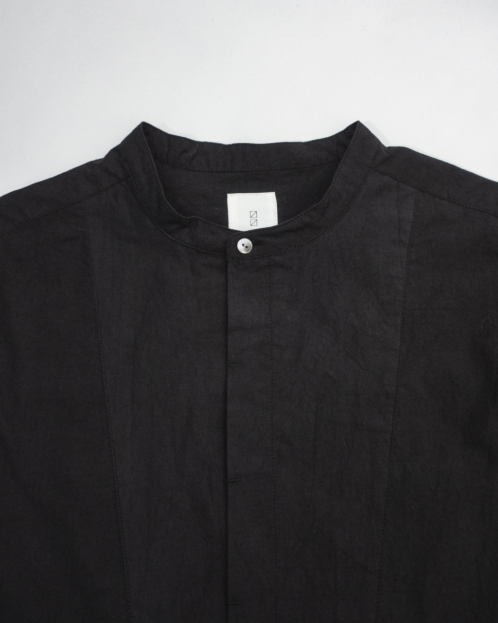 Organic Cotton Band Collar Side Slit Grandpa Shirt <#black>