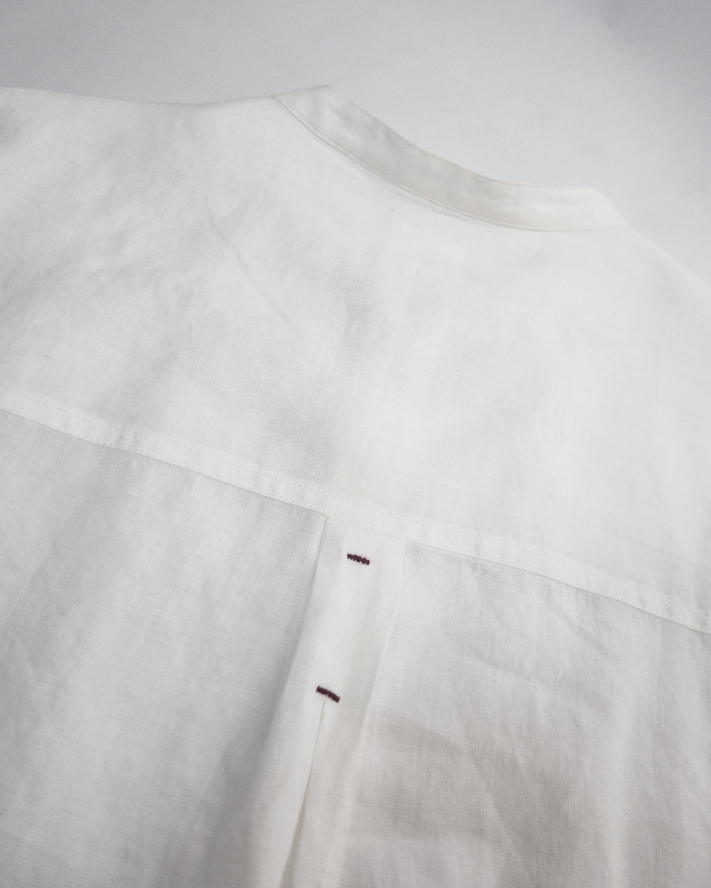 Linen Band Collar Round Slit Long Officer Shirt <#off white>