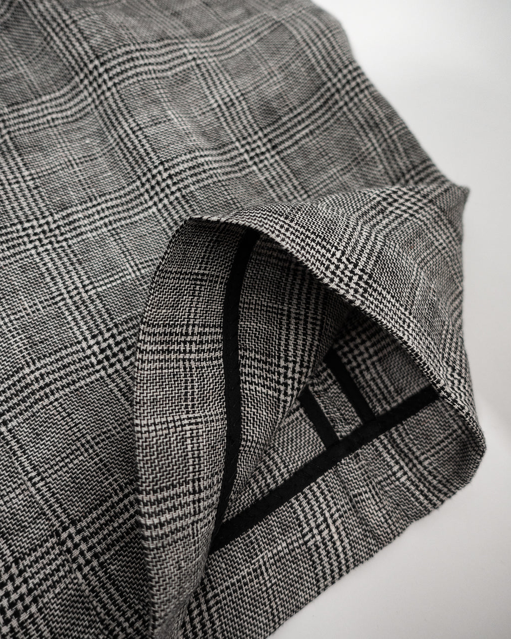 Glen Check Linen Back Belt 3Tuck Wide Straight Trousers <#glen check>