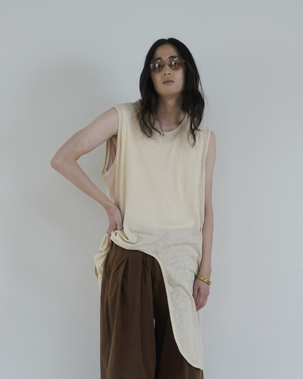 Linen Jersey Inner Layered Front Slit Tank Top <#ivory>