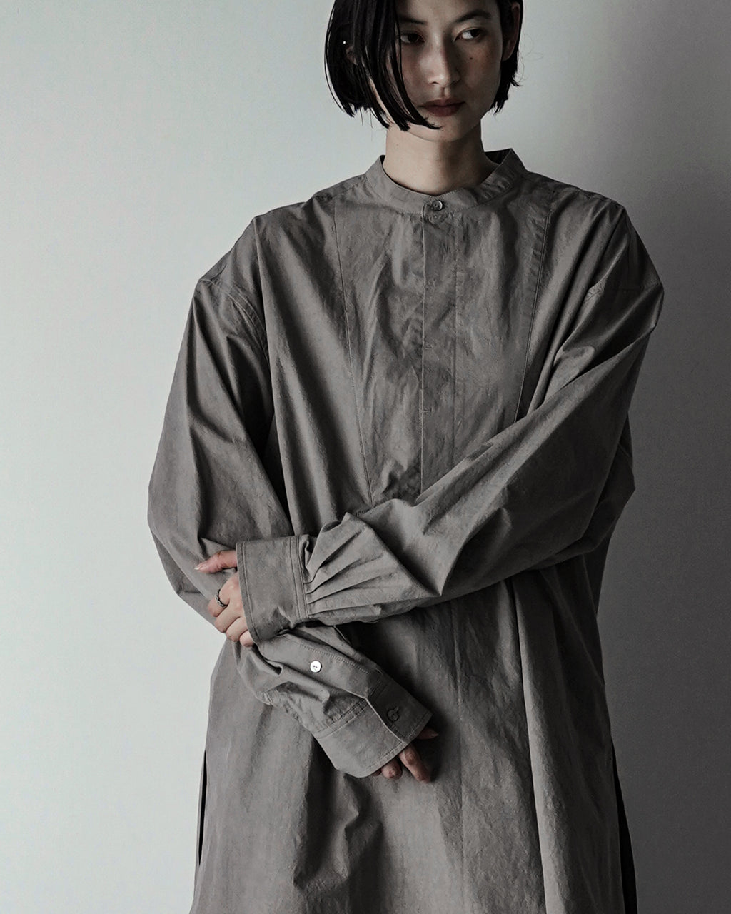 Organic Cotton Band Collar Side Slit Grandpa Shirt <#gray>
