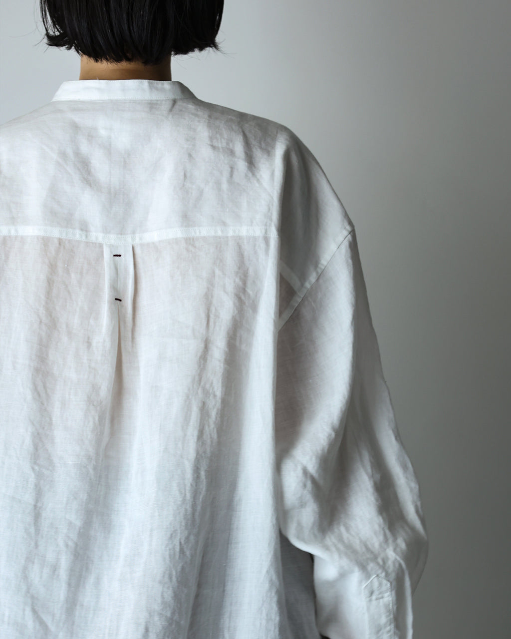 Linen Band Collar Round Slit Long Officer Shirt <#off white>
