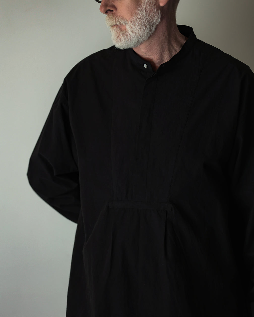 Organic Cotton Band Collar Side Slit Grandpa Shirt <#black>