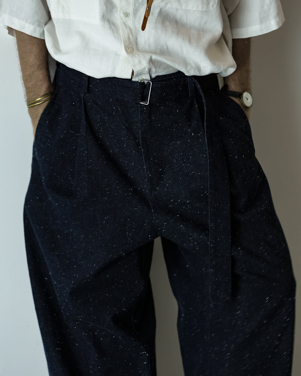 Nep Denim Belted Wide Tapered 1Tuck Baggy Pants <#indigo>