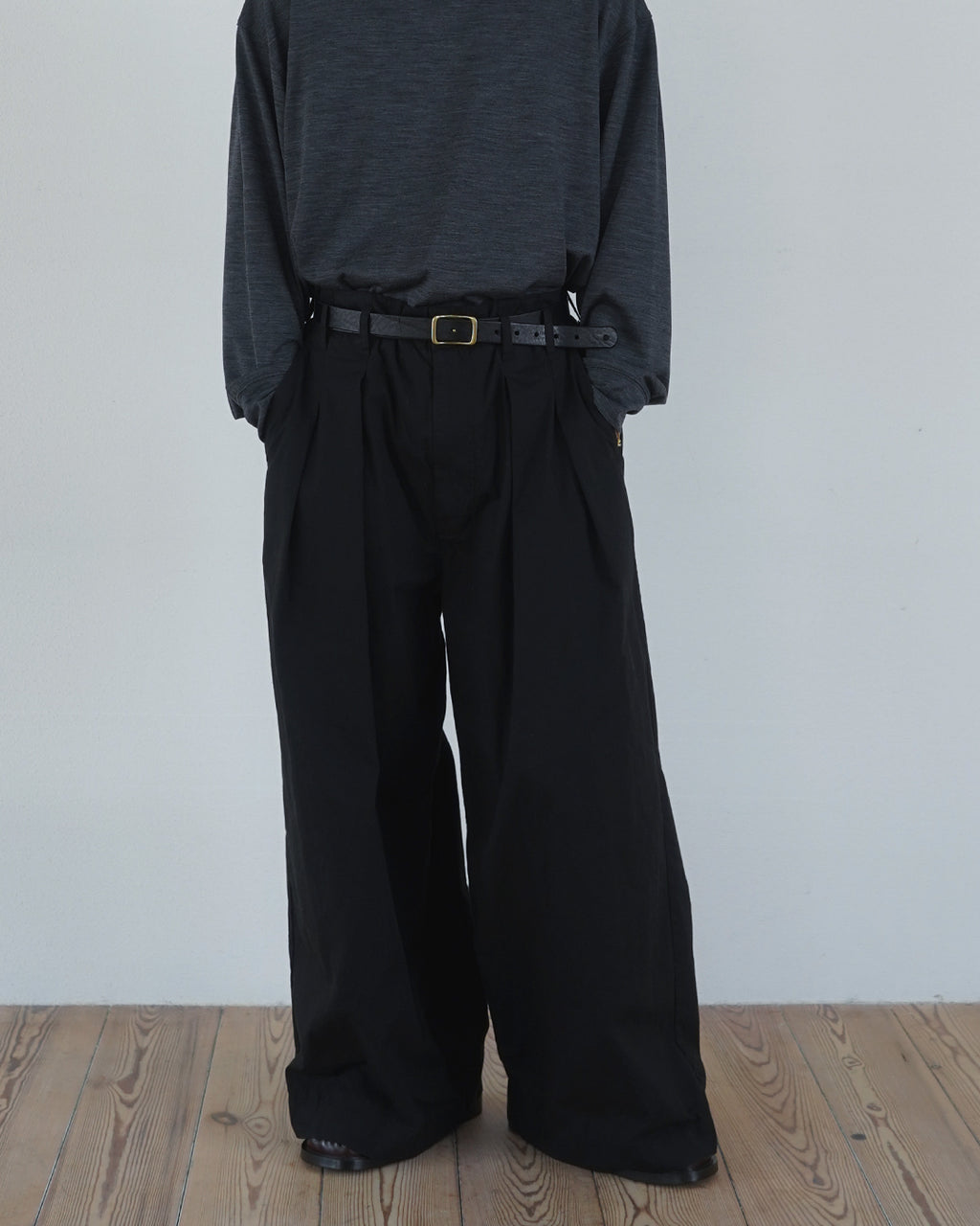 Oiled Wax Washed Moleskin Wide Baggy Pants <#black>
