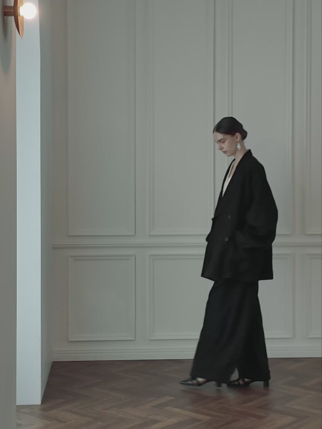 Back-Open Peak Lapel Double-Breasted Over Jacket.